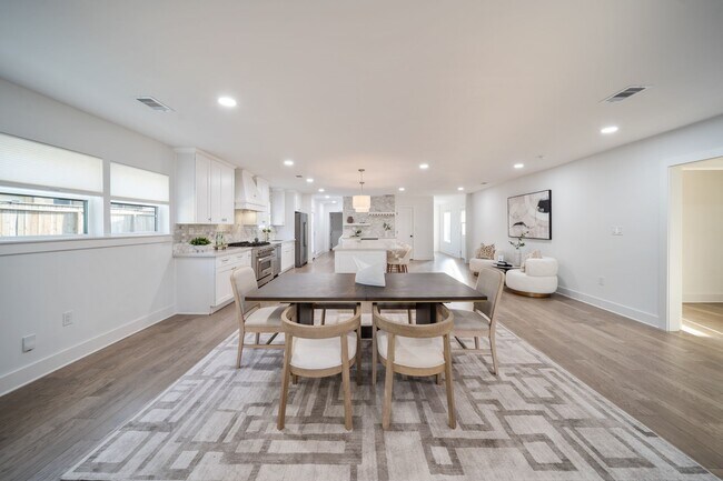 Photo - 2501 Briarhurst Dr