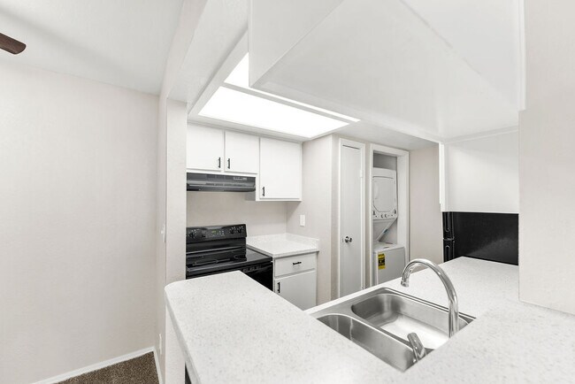 Photo - Fountainhead Apartments