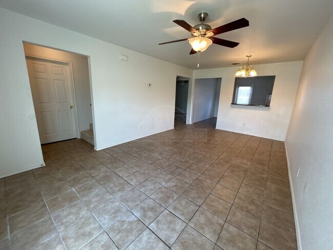 Photo - 3811 Edgefield St