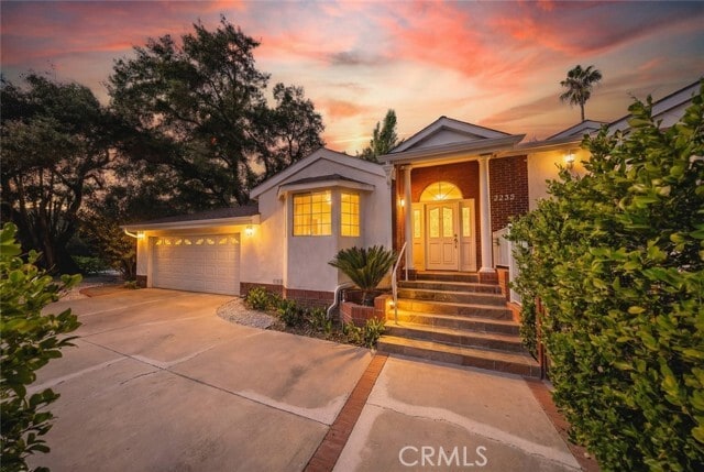 Photo - 2255 E Chevy Chase Dr