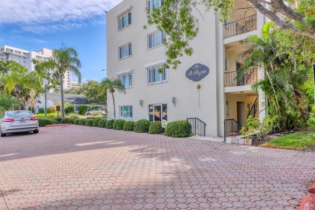 Photo - 301 S Gulfstream Ave Condo Unit 103