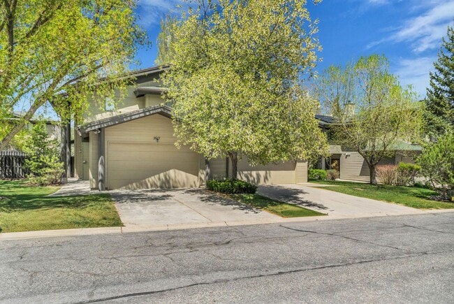 Photo - Cottage Loop Townhome