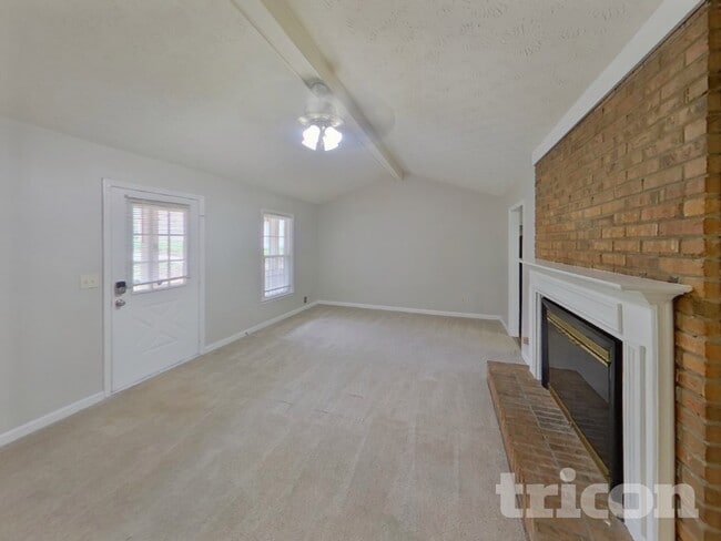 Photo - 507 Ironwood Ct SE