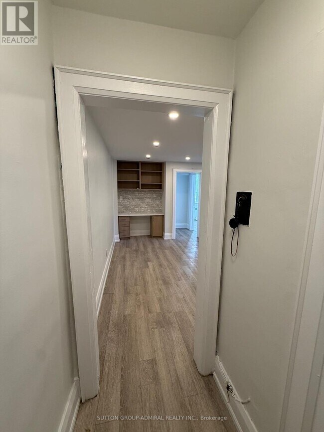 Photo - 464 Spadina Rd Unité 24