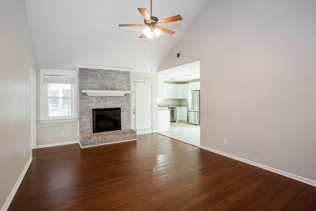 Photo - 12907 Silbury Ln