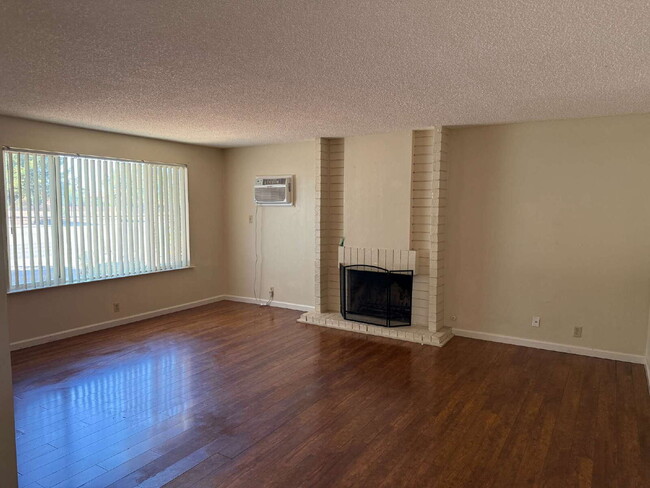 Photo - Large 3 bedroom apartment Unit 1