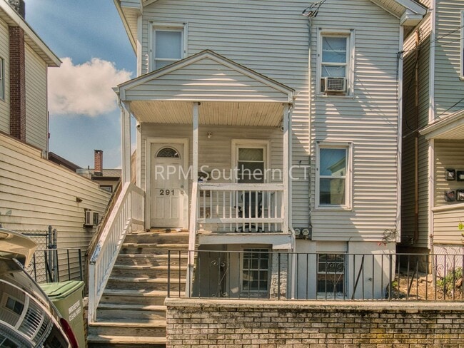 Building Photo - 291 Harral Ave Unit 1 Rental