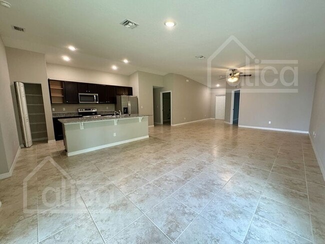 Photo - 3271 Hale Ave