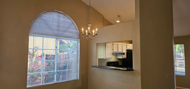 Photo - 3851 E Kent Dr