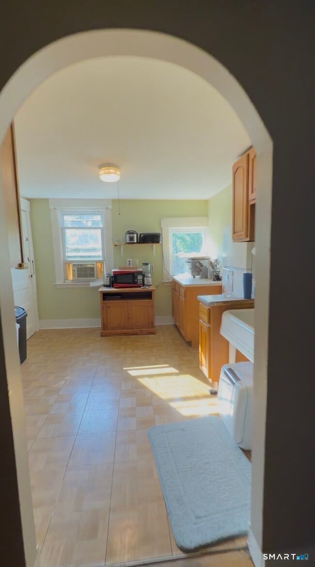 Photo - 858 Orange St Unit 3