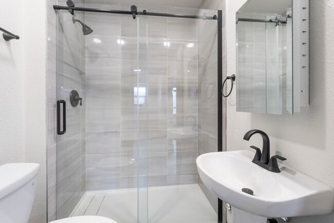 Photo - Kensington and Lauriston