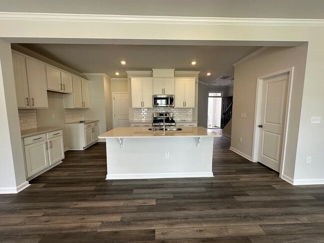 Photo - Room in Townhome on Arkose Dr