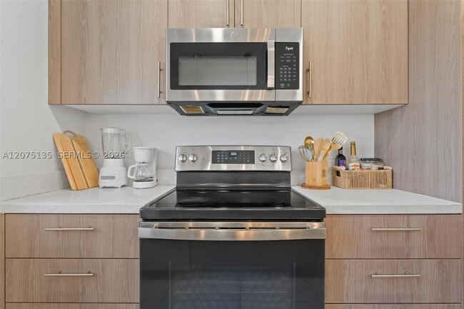 Photo - 206 NW 11th Ct