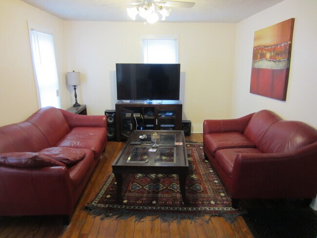 Photo - 1320 Vermont St