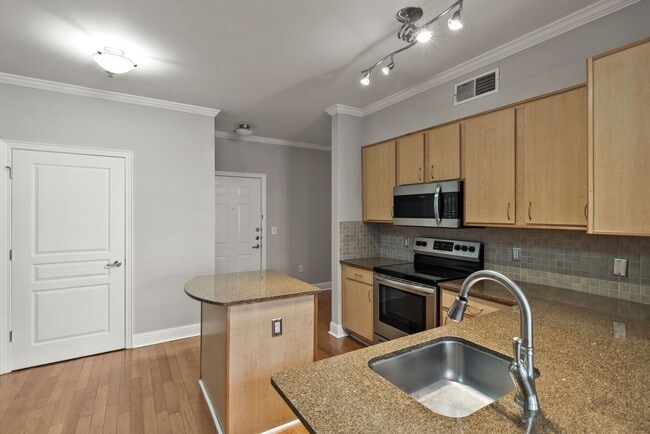 Photo - 1,593 SqFt Condo in a prime location in Nashville! Unit 108