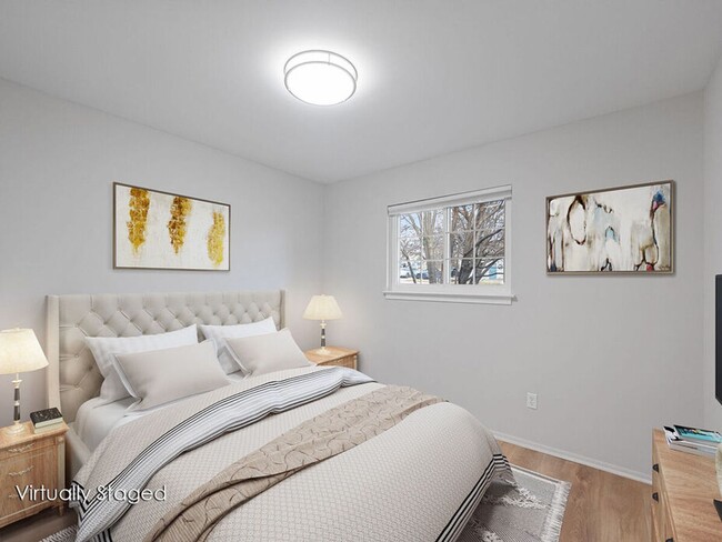 Photo - Plymouth Gardens Apartments