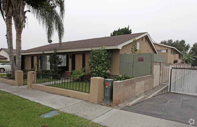 Photo - 641 S Velare St
