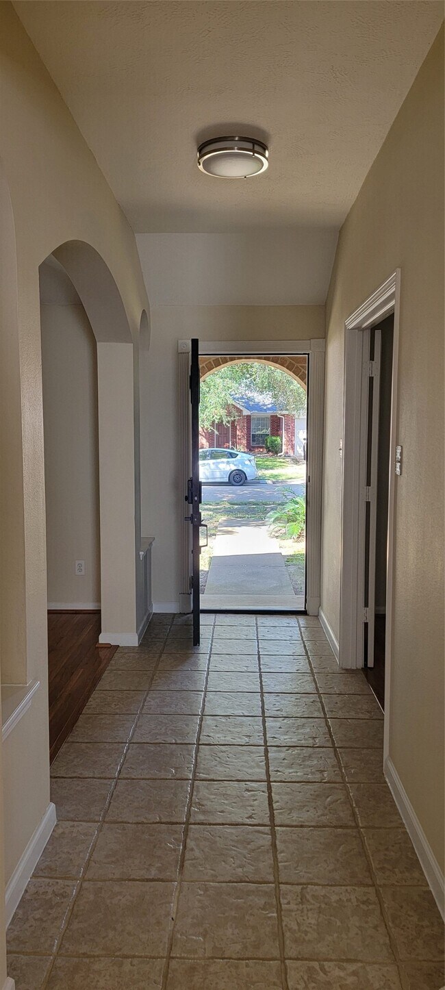 Photo - 16306 April Ridge Dr