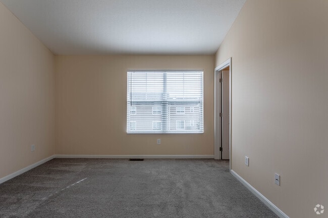 The Summit: 2 Br, 2.5 Ba Townhome - 1,225 SF