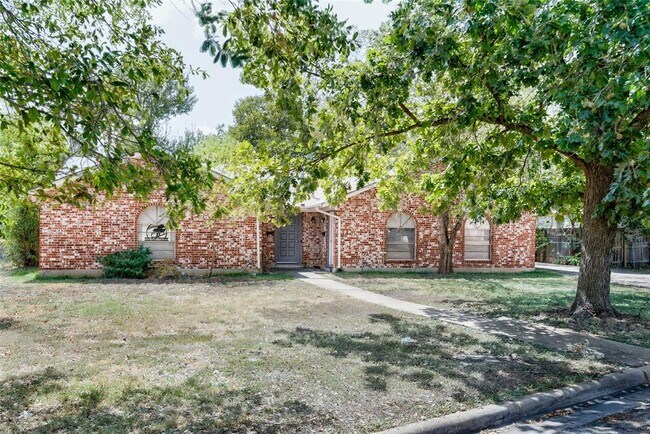 4713 Sagebrush Trail