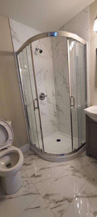 Photo - 688 Bridge Ave