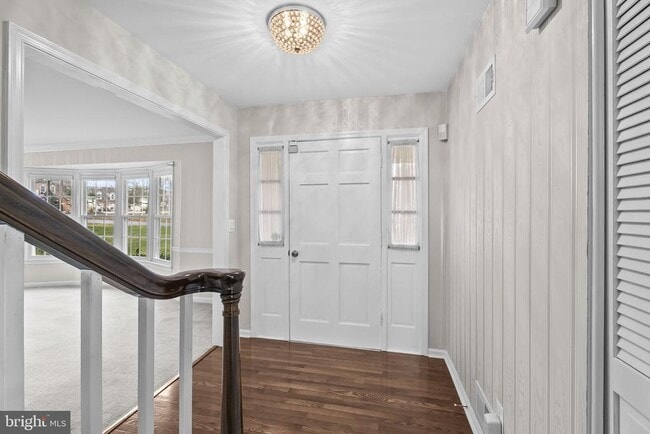 Photo - 6321 Higham Dr