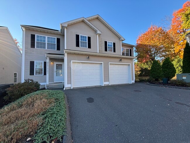 Building Photo - 589 Stafford Ave Unit 3