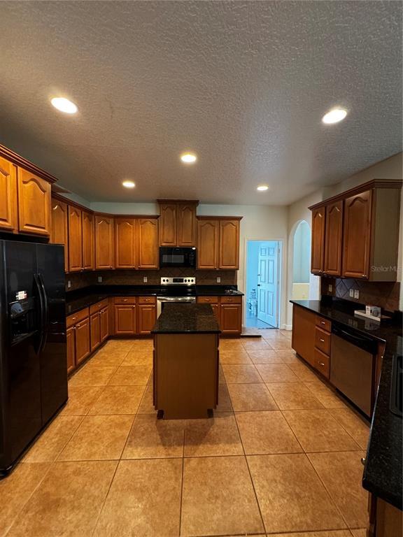 Photo - 16330 Birchwood Way