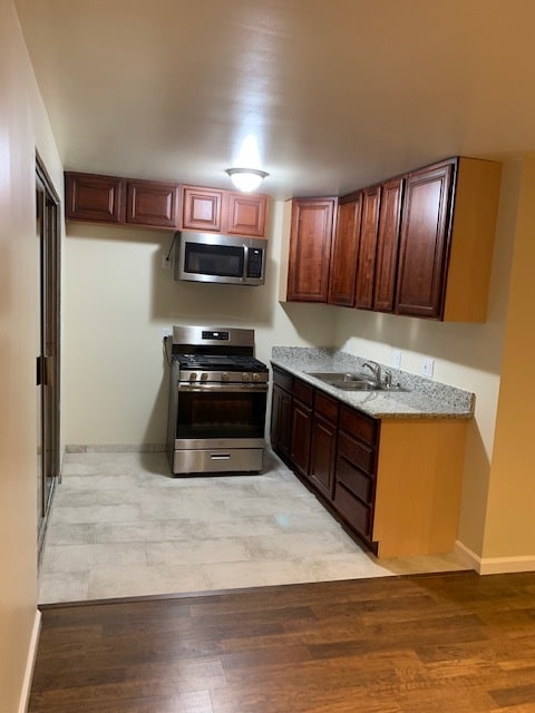 Building Photo - 1675 Durfee Ave Unit Studio 1