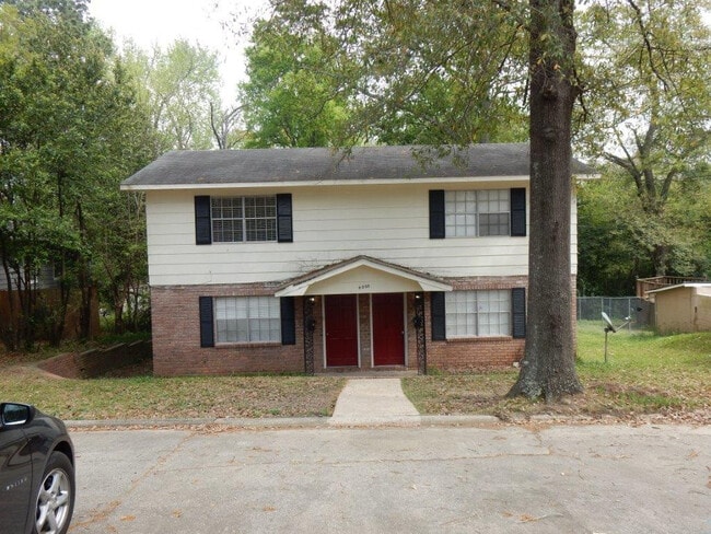 Building Photo - Fourteenth Avenue 4000 Unit A