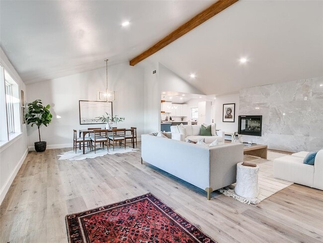 Photo - 2101 NW 60th St