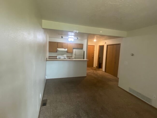Tudor Park Apartments