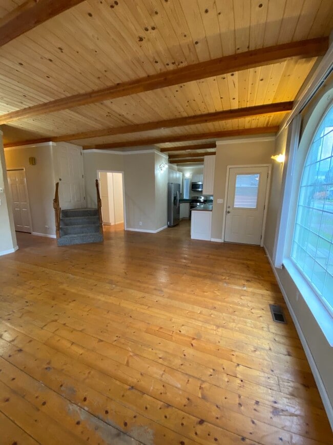 Photo - Great 2 bed/1 bath- All utilities included!