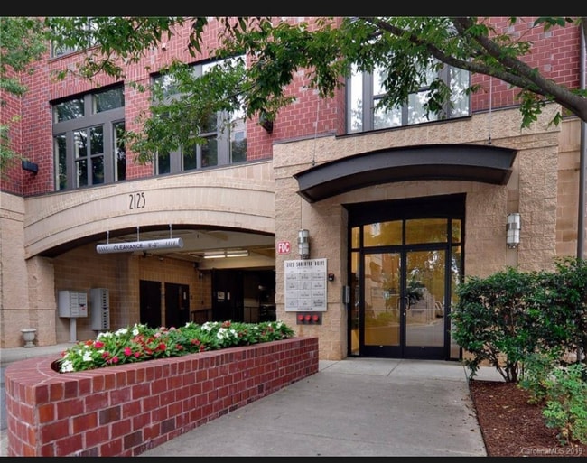 Photo - 2125 Southend Dr Condo