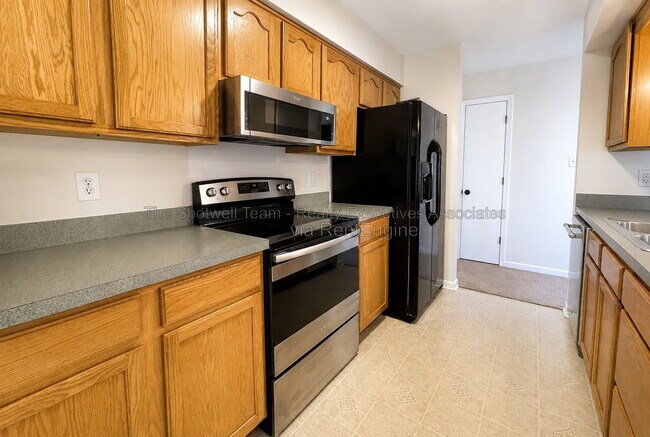 Photo - 8006 Wilnoty Dr