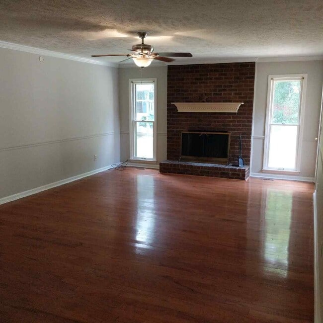 Photo - 502 Irongate Blvd
