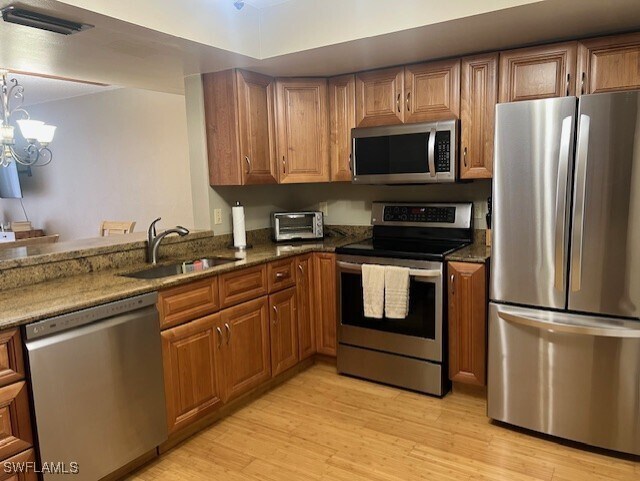 Photo - 800 Meadowland Dr