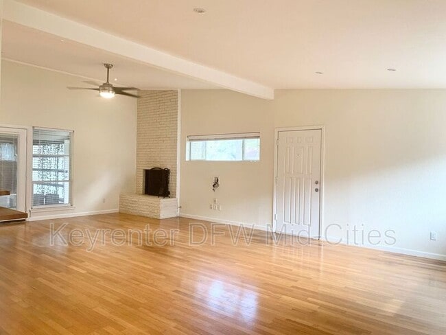 Photo - 501 Nottingham Dr