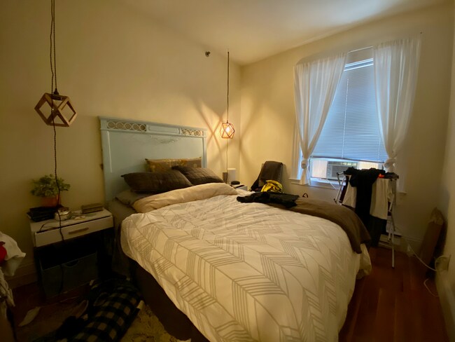 Photo - 913 Boylston St Unit 4
