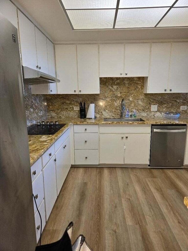 Photo - 899 Island Dr Unit 110