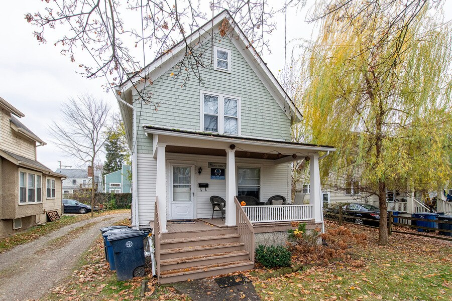 930 Dewey-930DEW - 930 Dewey-930DEW Apartment Unit 930DEW