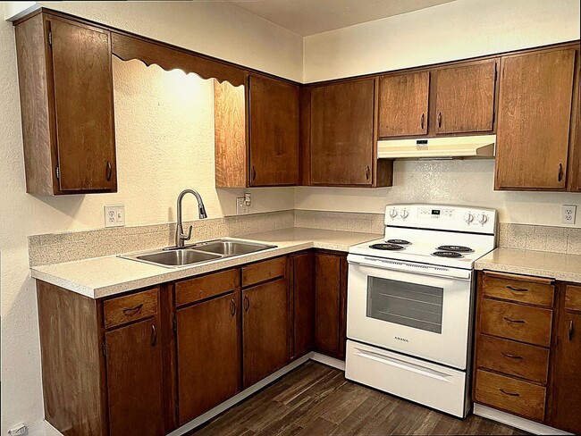 Photo - HUGE peaceful unit in Fruitland