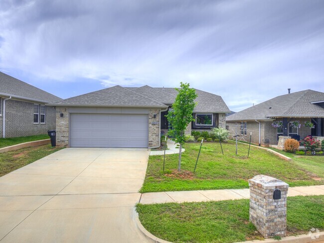 Building Photo - Norman Home for rent + 3 bedrooms + Norman...