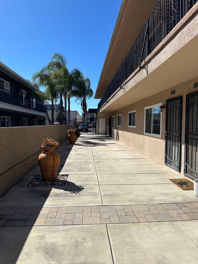 Photo - 4061 Ohio St