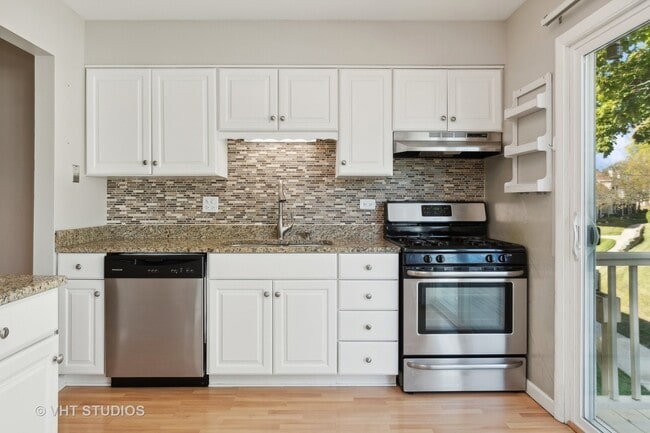 Photo - 375 Springlake Ln