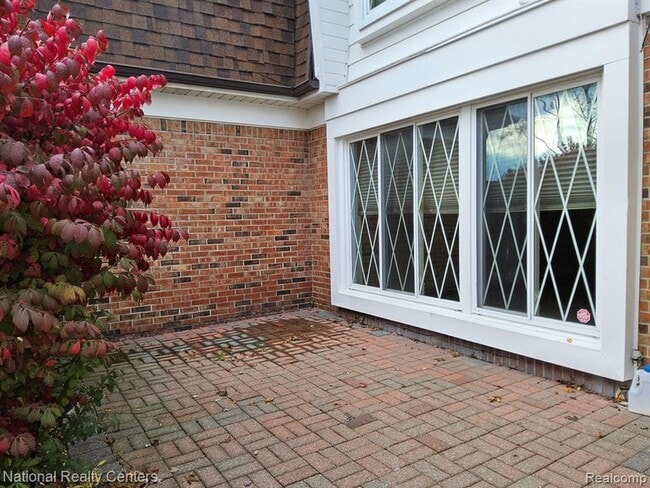 Photo - 8676 Community Blvd Unit 2