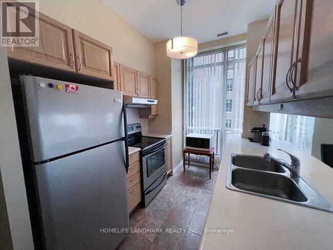 7 King St E Unit 1110