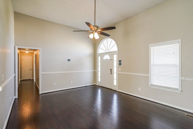 Photo - 7109 Beard Ct
