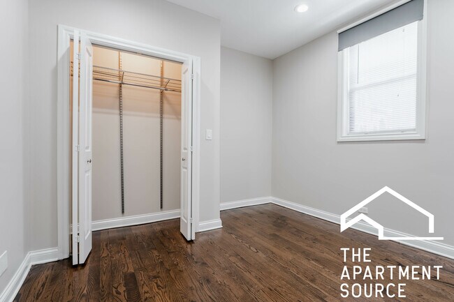 Photo - 1758 W Montrose Ave Unit 1