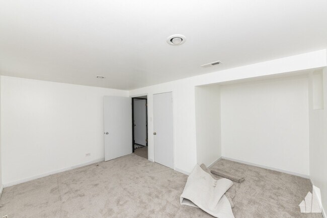 Photo - 4008 N Southport Ave Unit 1